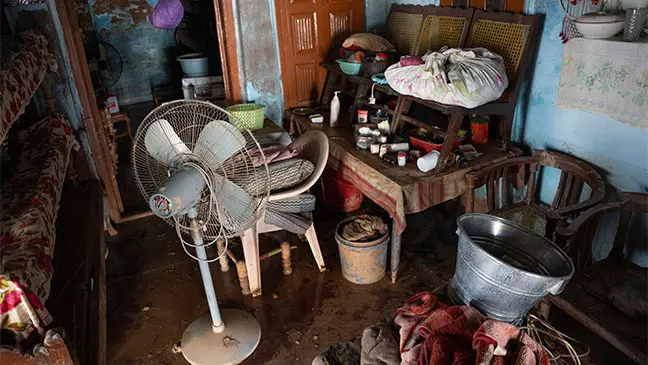 belongings destroyed pakistan floods
