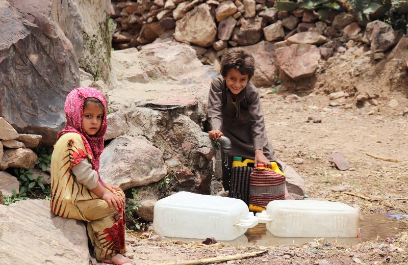 Image: Islamic Relief teams distributing food packs and non-food items.