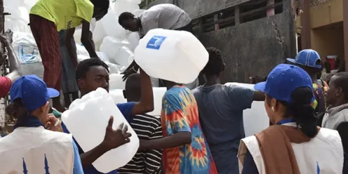 Image: Islamic Relief teams in Sudan distributing jerry cans for water storage across Al Jazirah State.