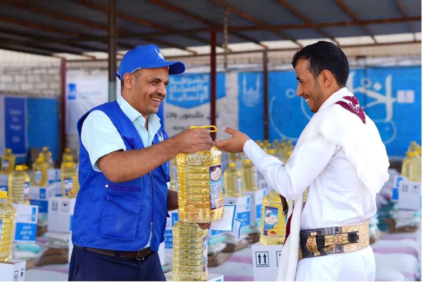 Yemen food parcel distribution | Islamic Relief